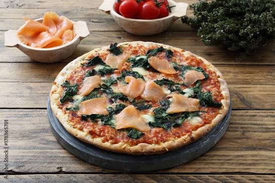 Pizza Salmone e Spinaci